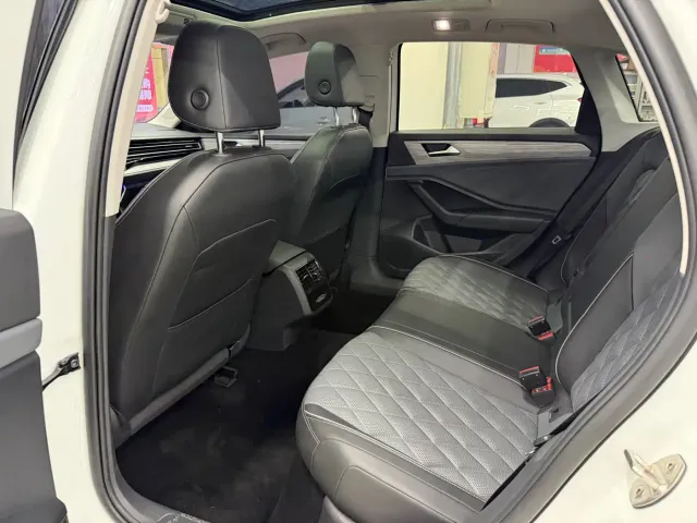 Volkswagen Sagitar — Фото автомобиля 14