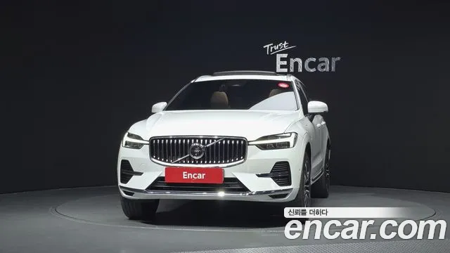 Volvo XC60 2nd Gen — Фото автомобиля 3