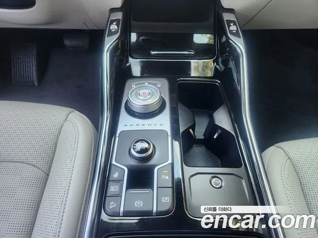 Kia Sorento — Фото автомобиля 12