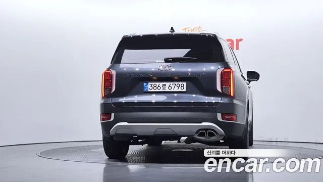 Hyundai Palisade Palisade Дизель 2.2 2WD — Фото автомобиля 4