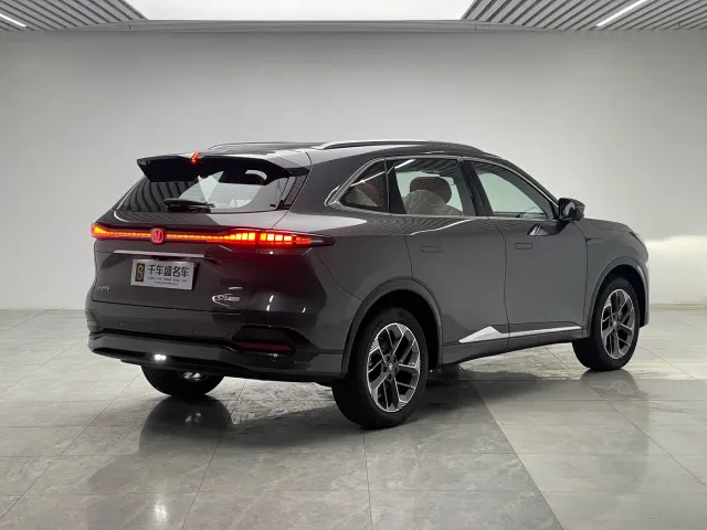 Changan CS75 Plus — Фото автомобиля 6