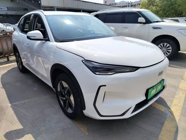 Geely Galaxy E5 — Фото автомобиля 3