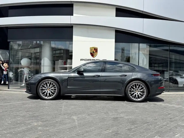 Porsche Panamera — Фото автомобиля 4