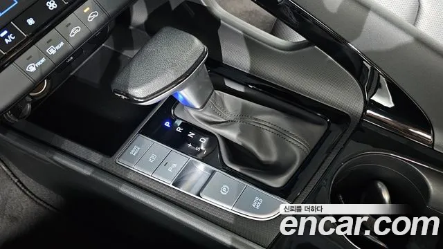 Hyundai AVANTE Smart — Фото автомобиля 9