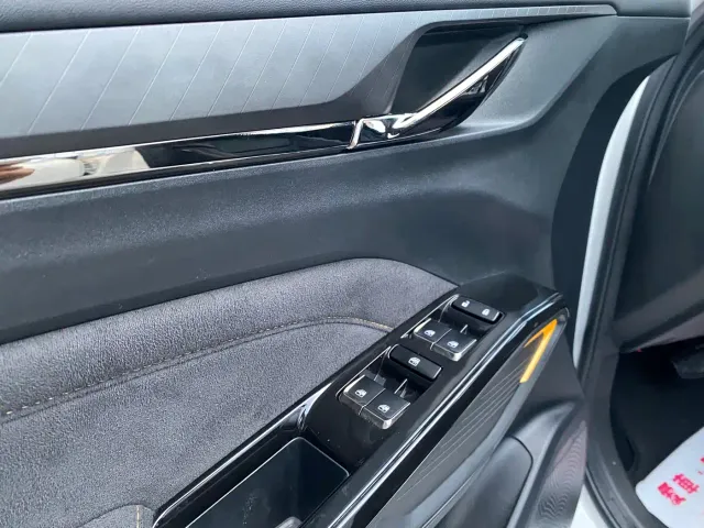 Changan X5 Plus — Фото автомобиля 14