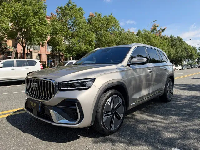 Фотография автомобиля — Geely Xingyue L
