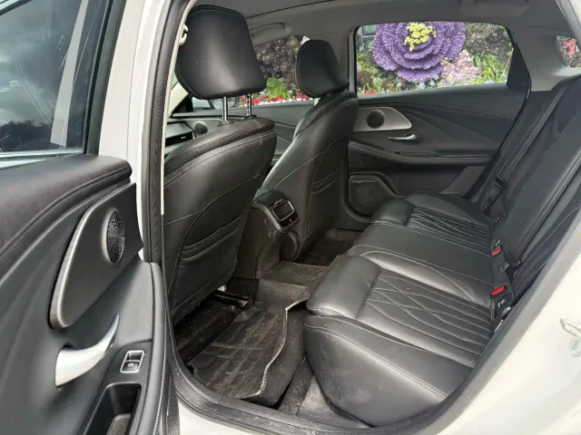 Chery Arrizo 8 — Фото автомобиля 9