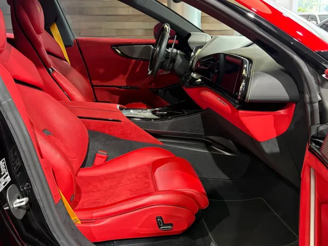 Ferrari Purosangue — Фото автомобиля 18