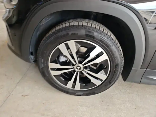 Mercedes-Benz GLB-Class — Фото автомобиля 22