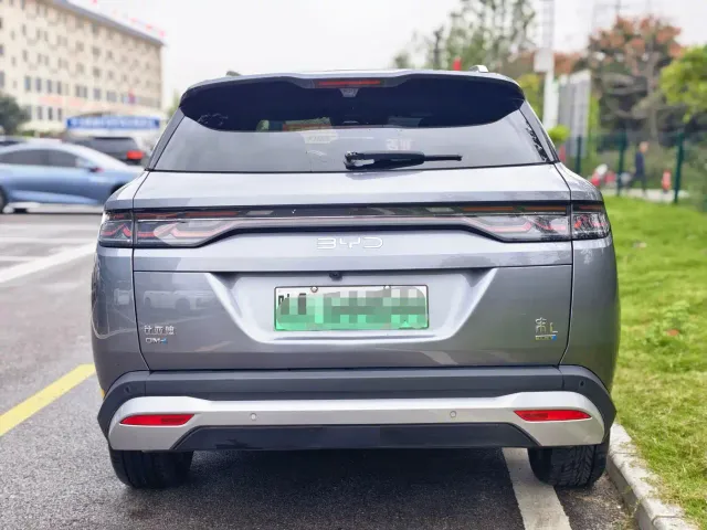 BYD Song L DM-i — Фото автомобиля 17