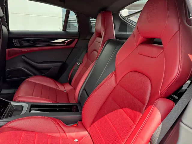 Porsche Panamera — Фото автомобиля 16