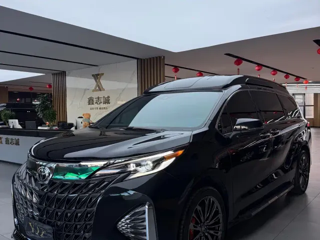 Фотография автомобиля — Toyota Granvia