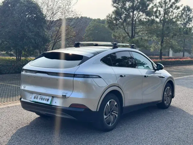 Xpeng G6 — Фото автомобиля 5
