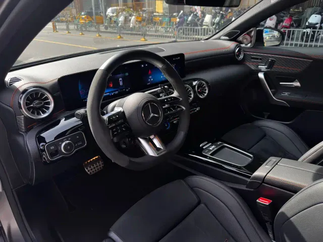 Mercedes-Benz A-Class AMG — Фото автомобиля 4