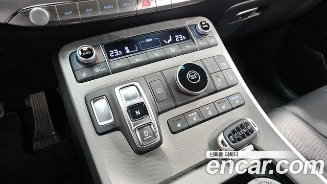 Hyundai Palisade Palisade Дизель 2.2 2WD — Фото автомобиля 9