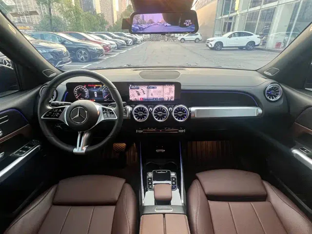 Mercedes-Benz GLB-Class — Фото автомобиля 13