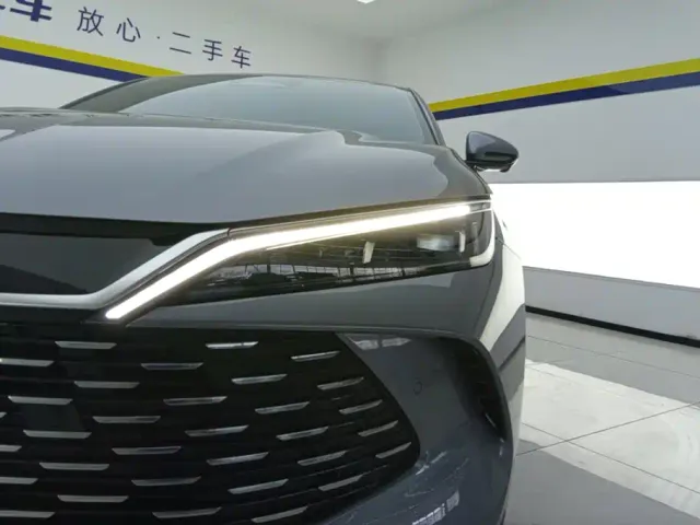 BYD Qin L — Фото автомобиля 5