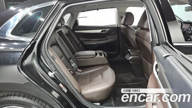 Hyundai Grandeur Новый Grandeur IG — Фото автомобиля 12