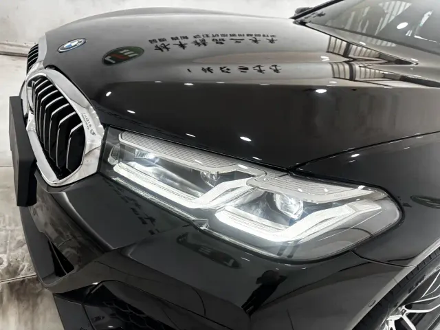 BMW 5 Series — Фото автомобиля 8
