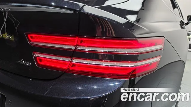 Genesis G80 Бензин 3.5 турбо AWD — Фото автомобиля 4