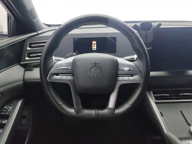 BYD Qin L — Фото автомобиля 15