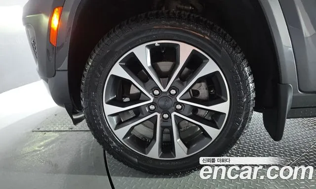 Jeep Cherokee WL — Фото автомобиля 5