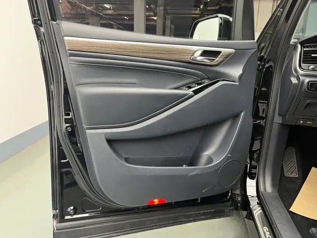 GAC Trumpchi M8 — Фото автомобиля 8