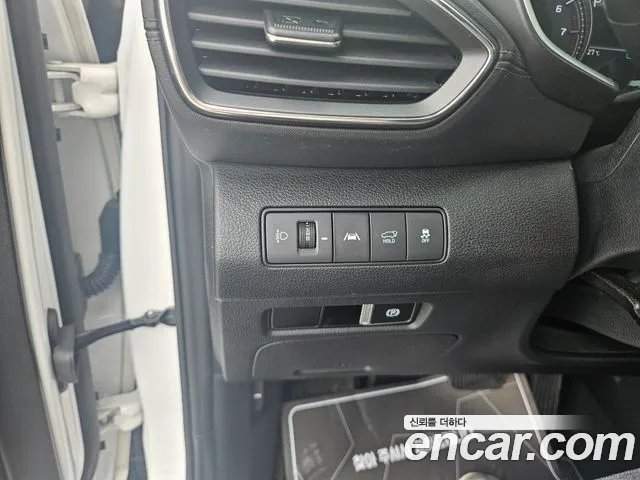 Hyundai Santafe Новый Santa Fe Бензин 2.5T 2WD — Фото автомобиля 16