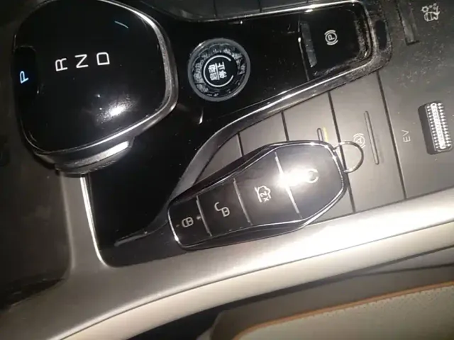 BYD Song Pro — Фото автомобиля 8