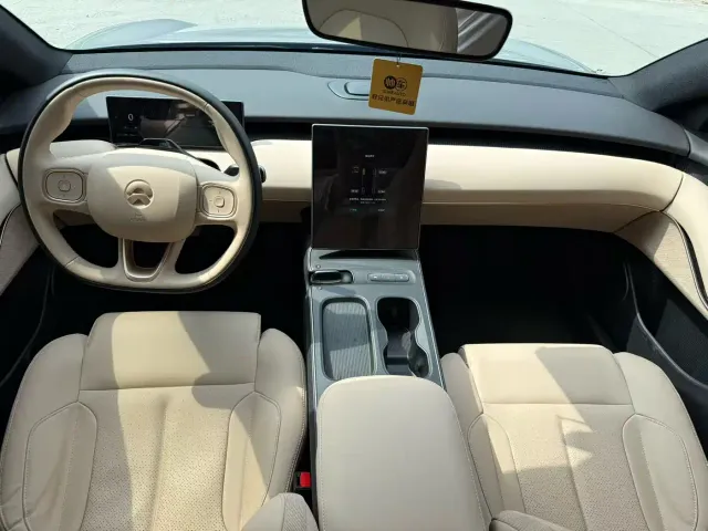 Nio ET5 Touring — Фото автомобиля 6