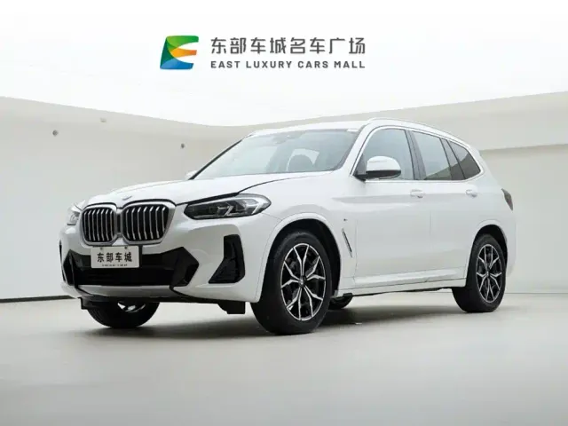 Фотография автомобиля — BMW X3