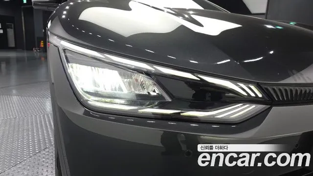 Kia EV6 — Фото автомобиля 7