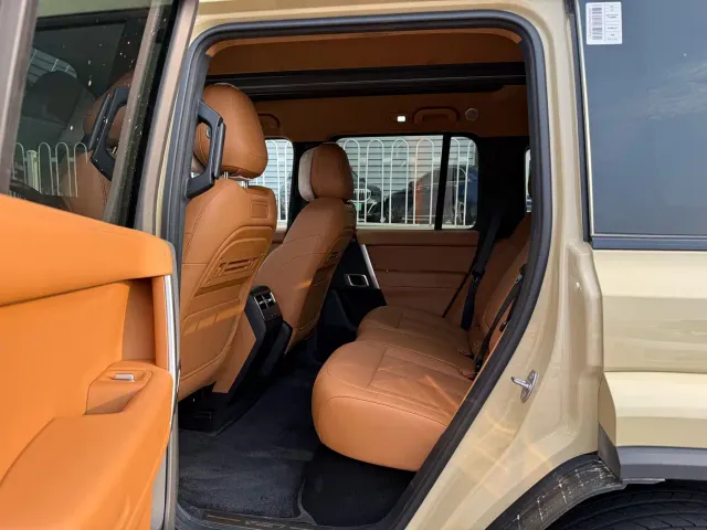 iCAR V27 — Фото автомобиля 15