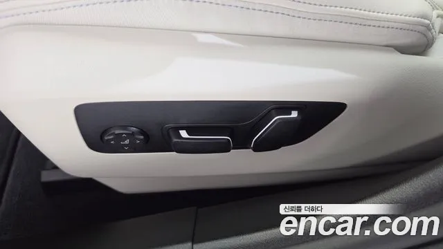 BMW 5-Series — Фото автомобиля 27