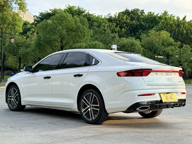 Geely Xingrui — Фото автомобиля 22
