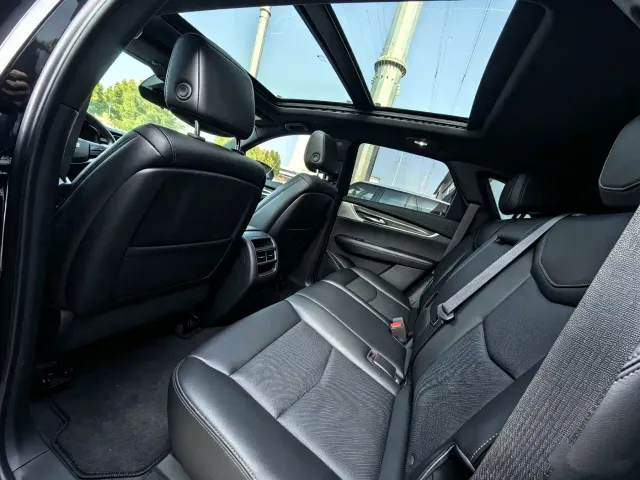 Cadillac XT5 — Фото автомобиля 10