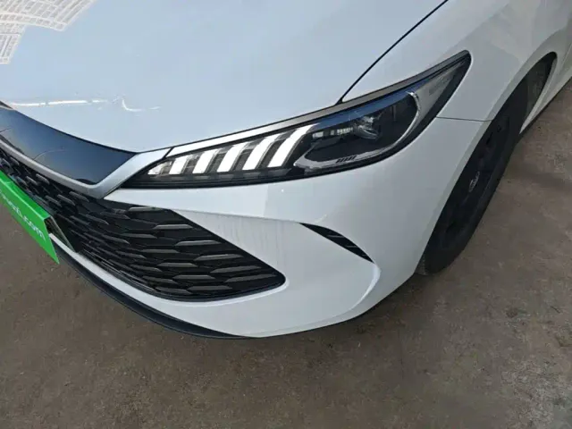 BYD Qin PLUS — Фото автомобиля 23