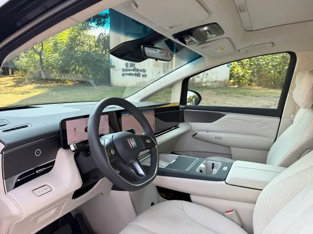 Buick Zhijing Shijia — Фото автомобиля 6