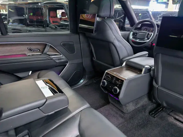 Land Rover Range Rover — Фото автомобиля 11