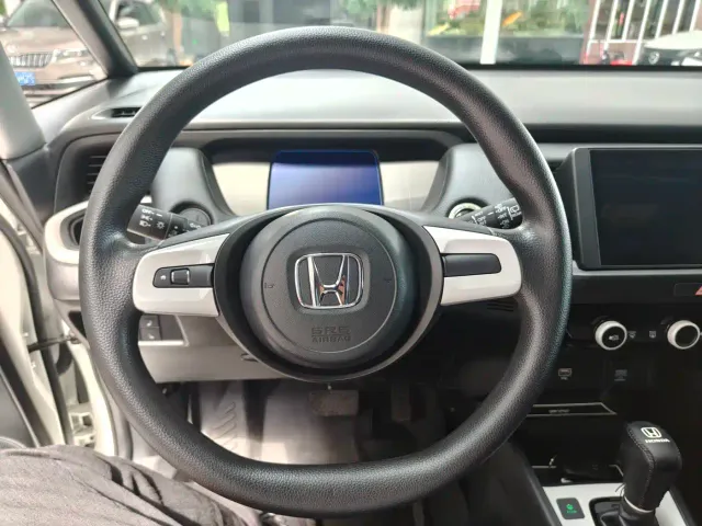 Honda Fit — Фото автомобиля 6
