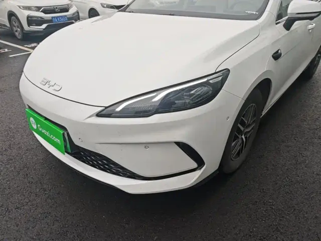 BYD Seal 05 DM-i — Фото автомобиля 23