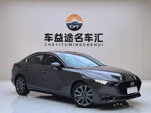 Mazda Axela — Фото автомобиля 2