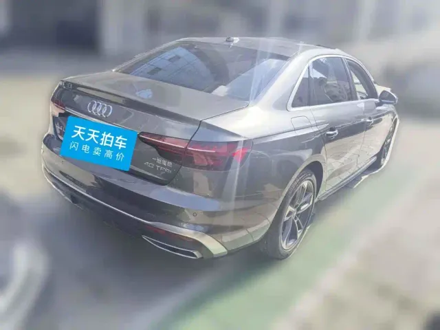 Audi A4L — Фото автомобиля 2