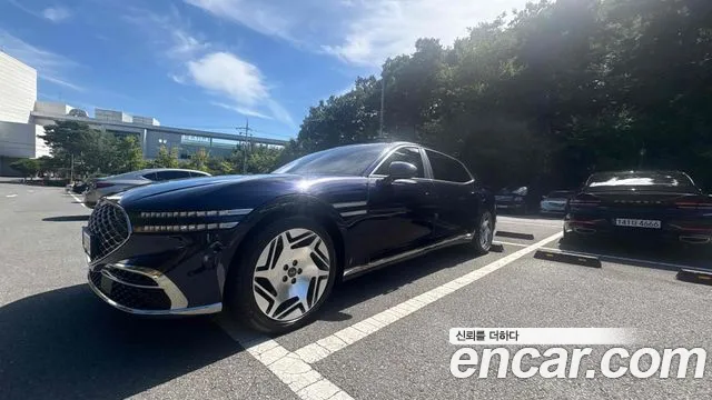 Фотография автомобиля — Genesis G90 RS4