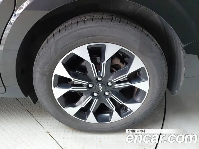 Kia Canival Carnival 4 поколение 9 мест Prestige — Фото автомобиля 19
