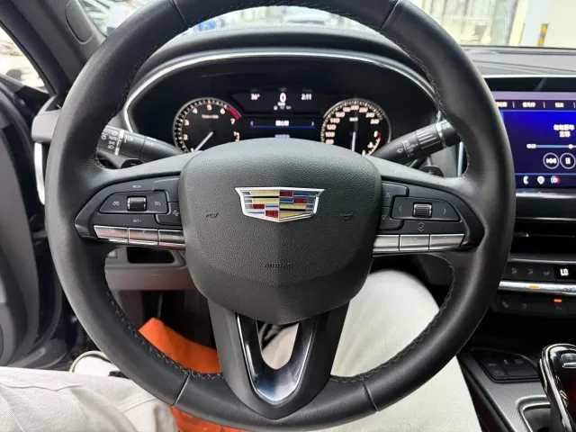 Cadillac CT5 — Фото автомобиля 7