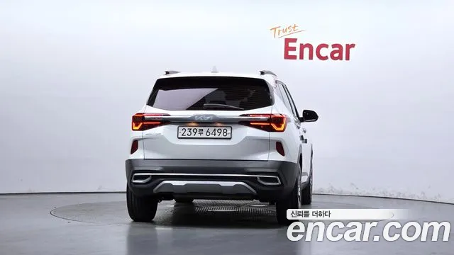 Kia Seltos — Фото автомобиля 4