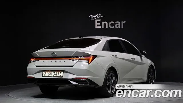 Hyundai AVANTE Avante (CN7) — Фото автомобиля 2