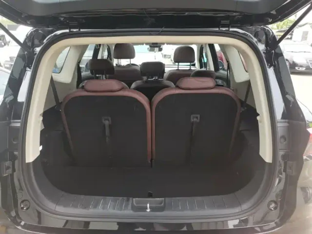 Geely Haoyue — Фото автомобиля 18