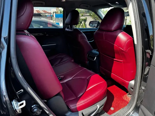 Toyota Highlander — Фото автомобиля 8